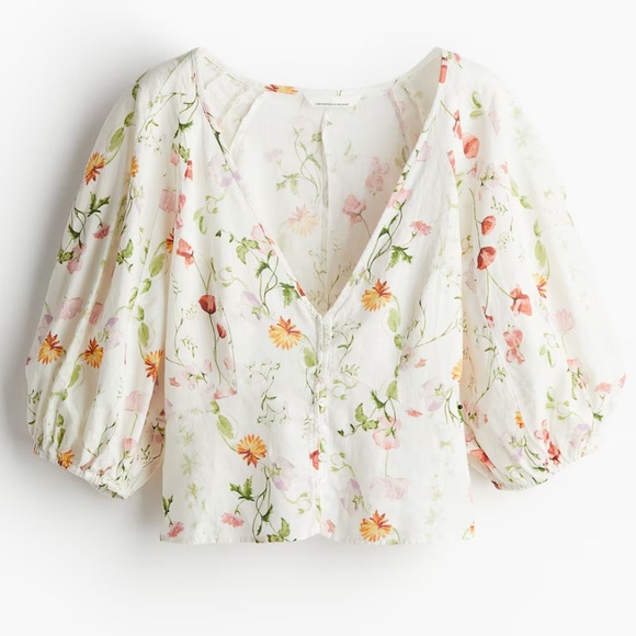 H&M Tops - Floral Puff Sleeve Top